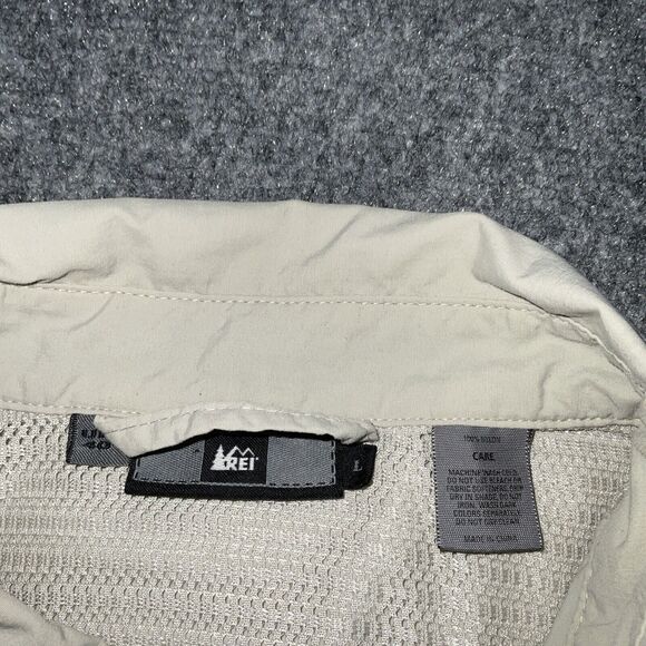 REI Shirt Mens L Beige Button Up Fishing Vented Causal Outdoors - Picture 2 of 13